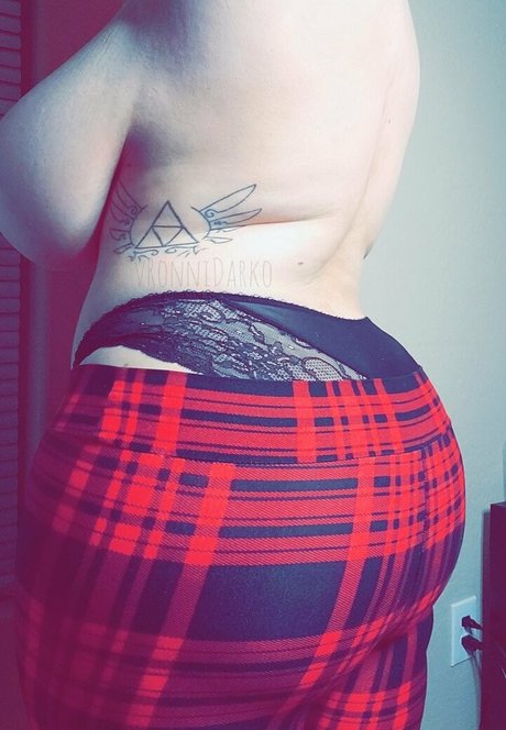 vronnidarko porn actress img