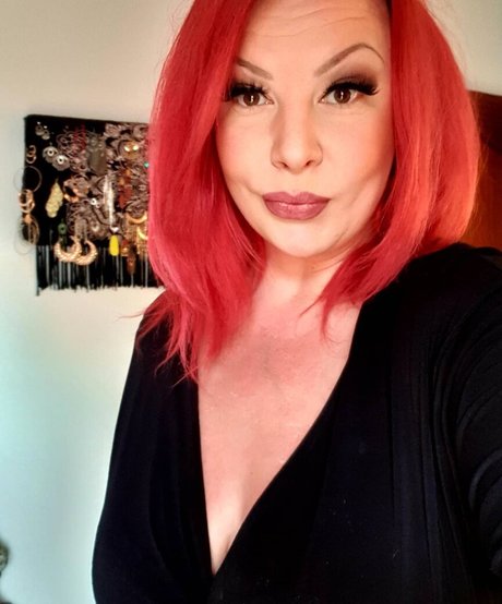 mom onlyfans hot sex image