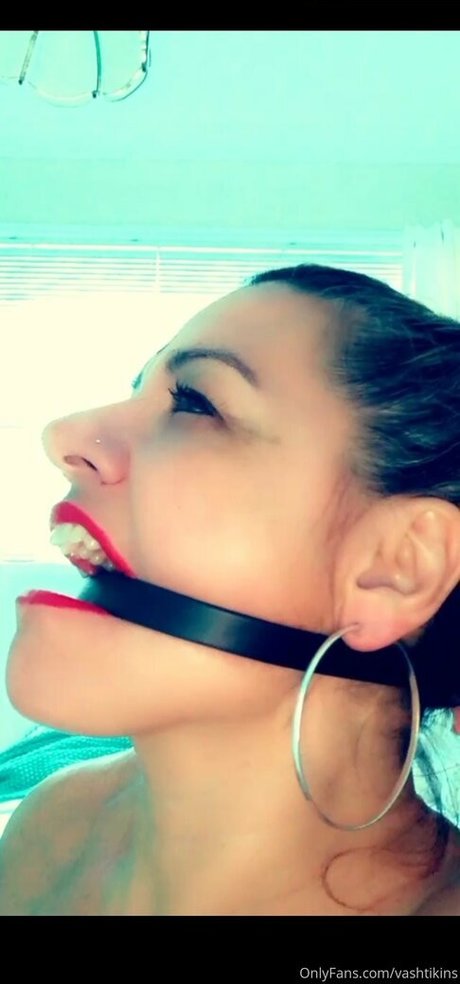 vashtikins pretty pornstar photos