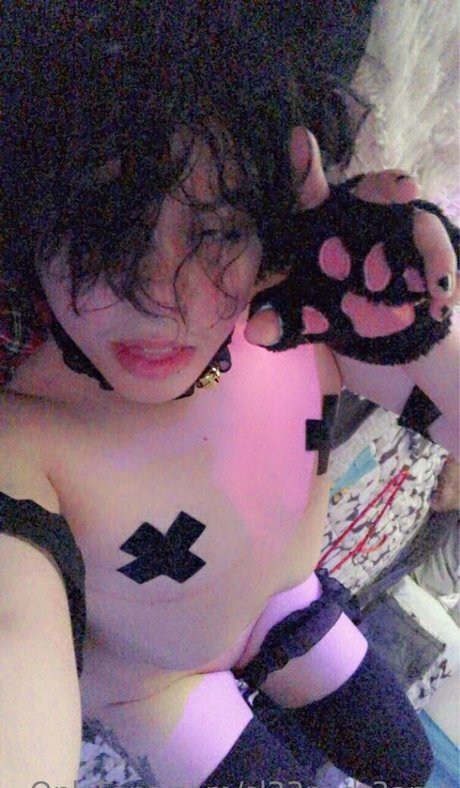 sl33pydr3ams model naked photos