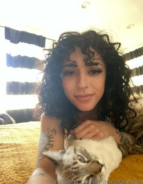 biancataylorm star adult galleries