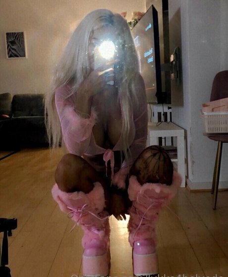 naked yoga onlyfans xxx picture