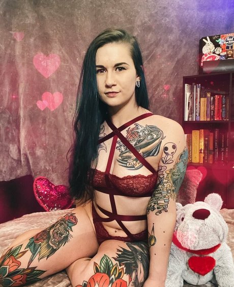 ember fyres free model pics