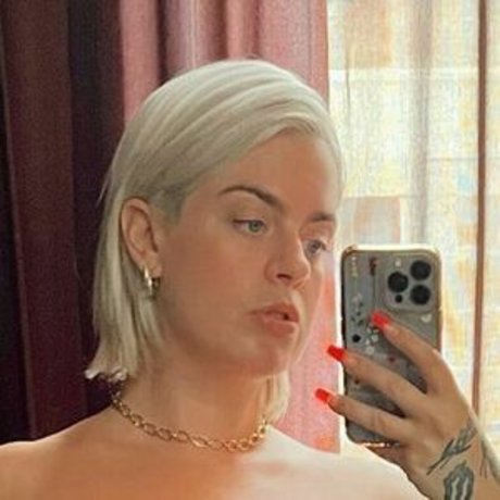 Sophaaaaa star picture