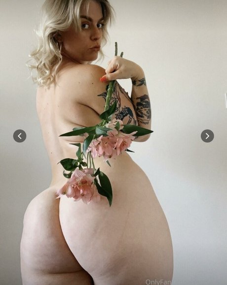 Sophaaaaa sexy star galleries