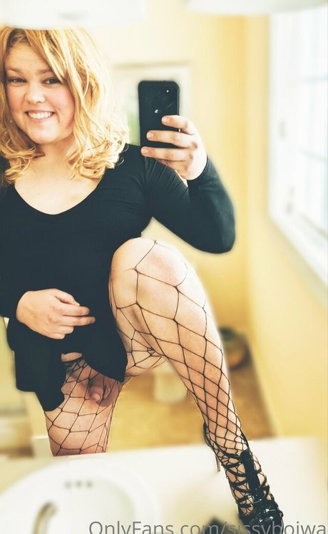 sissyboiwa model porn image