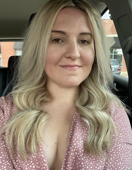 meggybunnyfree model sex gallery