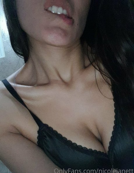 nicolejanett pornstar hot image