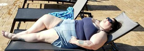 cassybbw pretty model photo