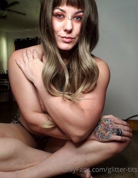glitter tits model nudes img
