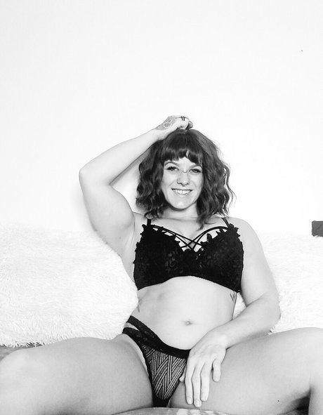 glitter tits star hd pictures