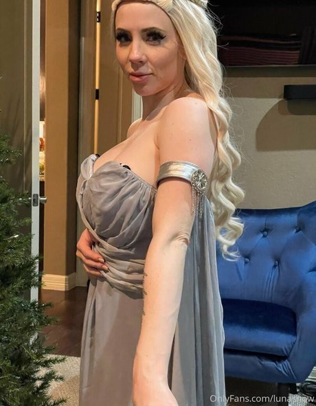 lunasnow exclusive actress image