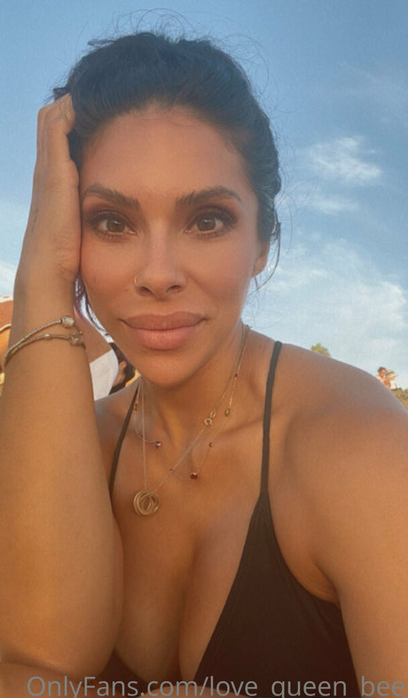 love queen bee best model galleries