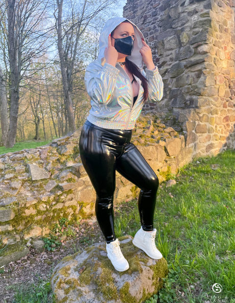 ying yang 2019 nude pornstar photos