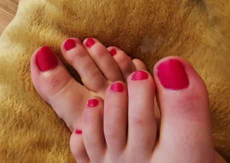 frenchmoon69 pretty pornstar img