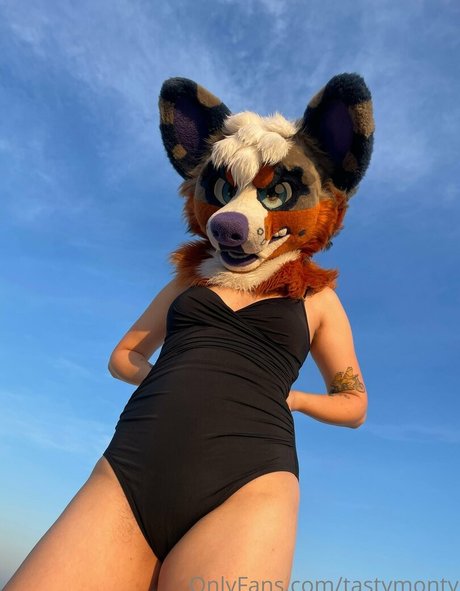 tastymonty perfect actress image