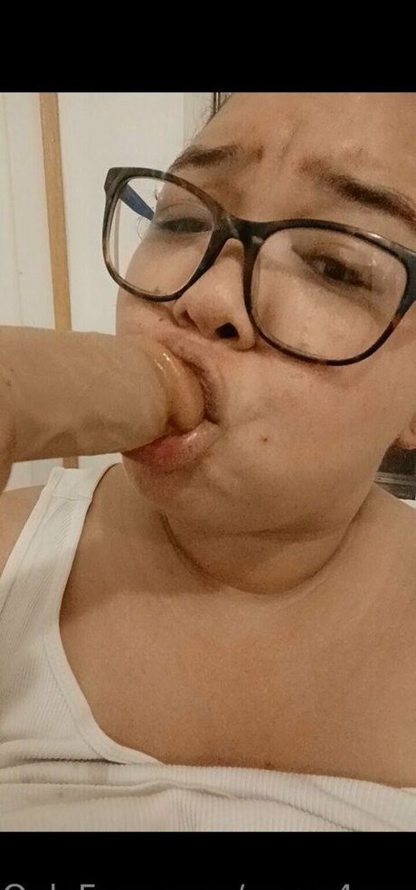 gwen4you model adult pic