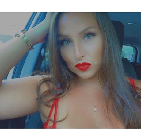 Lizzy Maguire xxx pornstar gallery