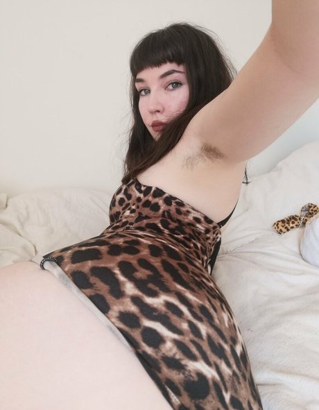 dinkydemure model nude pictures