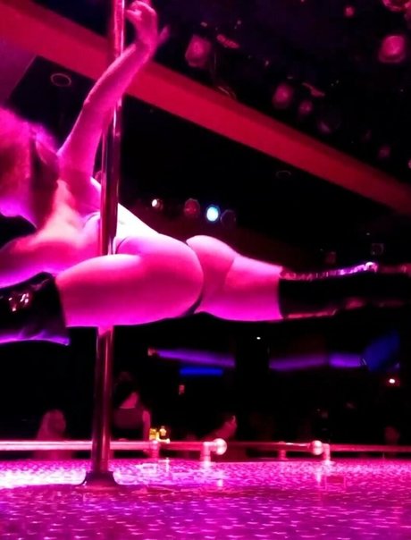 scarletexotic star top image