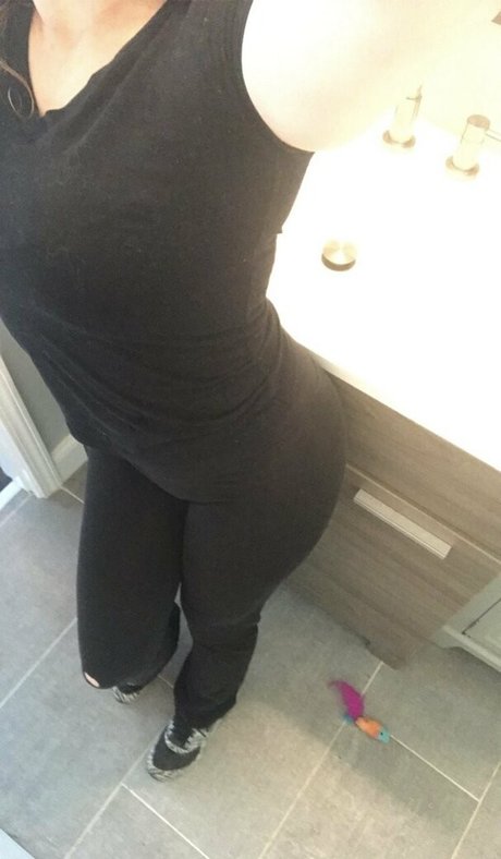 scarletexotic nude actress gallery