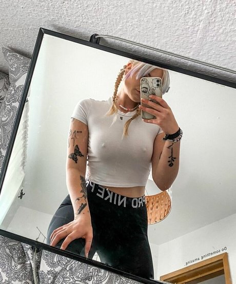 Therealheadcircus perfect actress gallery