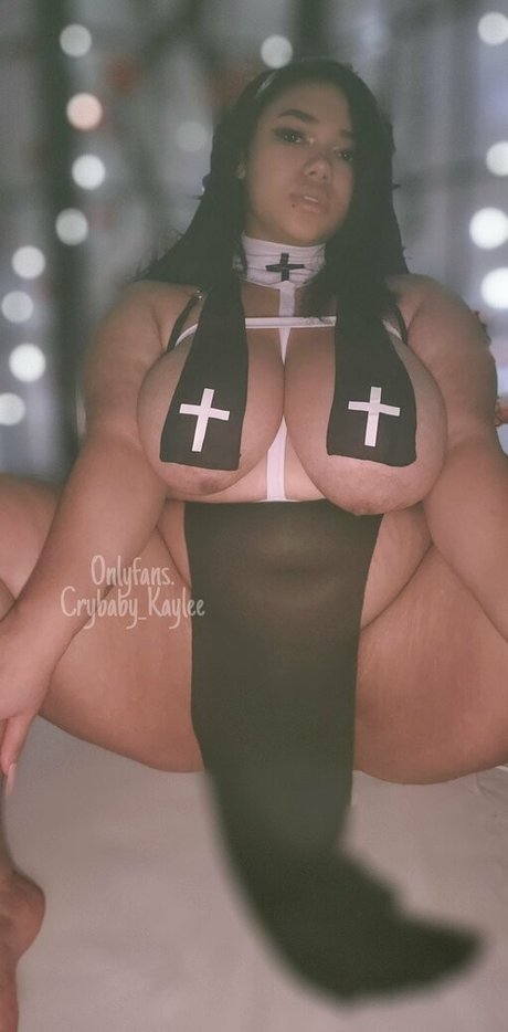 crybaby kaylee pretty actress picture