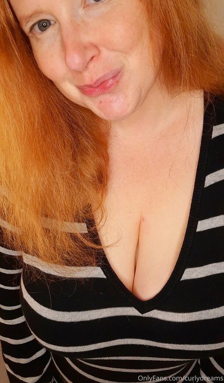 curlydreams model xxx image