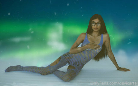 Devicartel best model photos