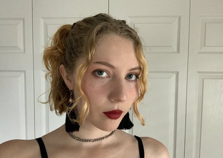 bbw blonde onlyfans art naked galleries