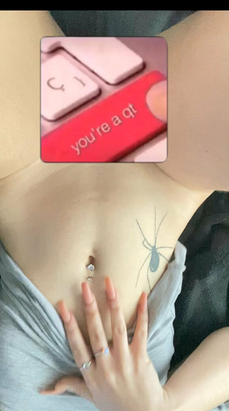 sweet little hunni xxx star photo