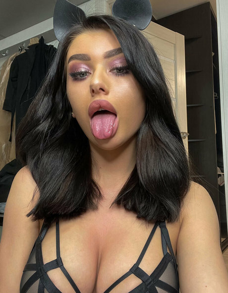 mature asian onlyfans hot sexy images