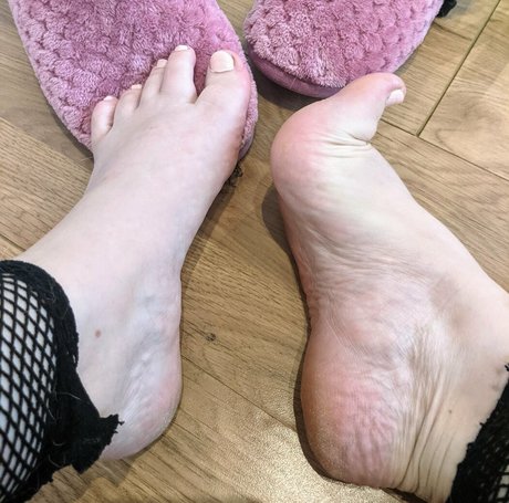 lizzyminx model nudes photos