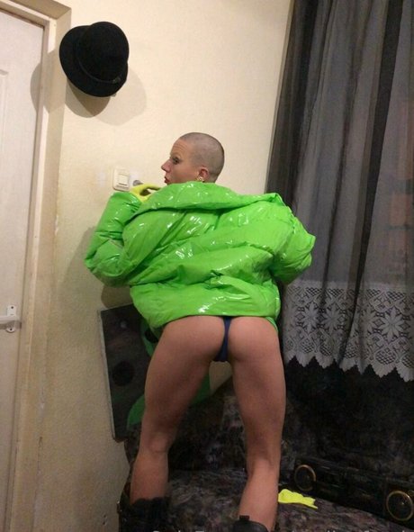 malinafreak sexy actress pics