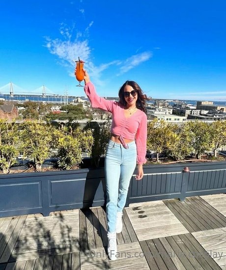 maria cosplay pornstar beautiful images