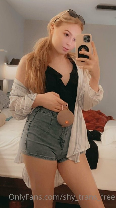 shy trans free star nice photos