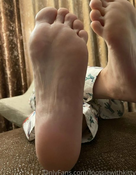 footsiewithkitty model sex photos