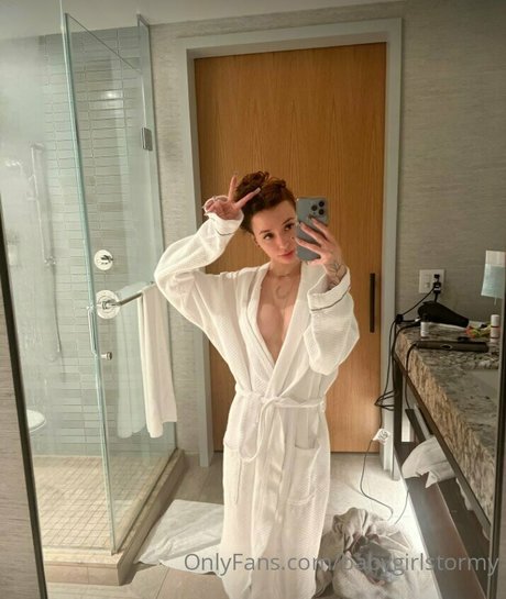 stormyofficial art pornstar photo