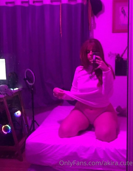 akira cute star pretty pictures