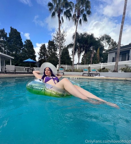 loveofclod pretty model picture