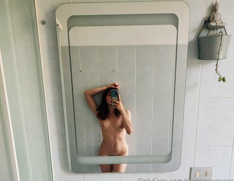 tomoeeegozen top pornstar pictures