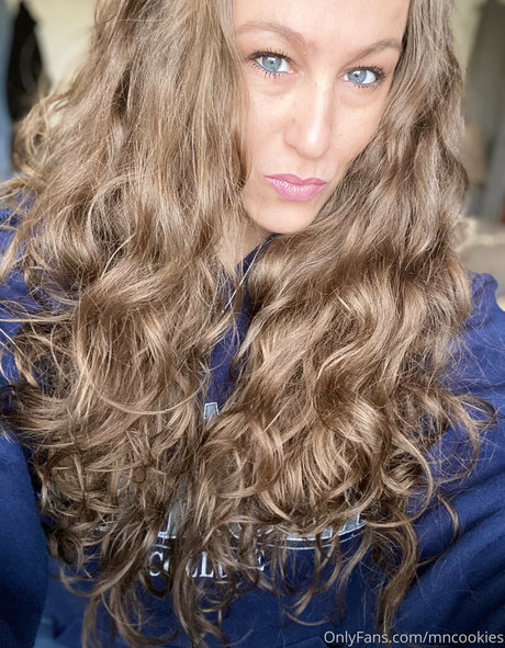 moms onlyfans free sexy pics