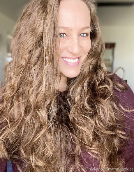 mncookies nude model image