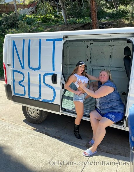 Brittanienash star naked photos