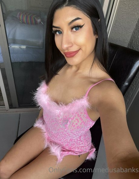 medusabanks beautiful pornstar pics