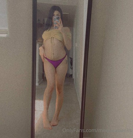 medusabanks model erotic gallery