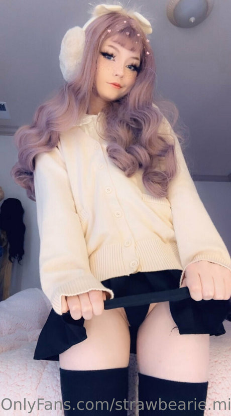 strawbearie milk sex actress gallery