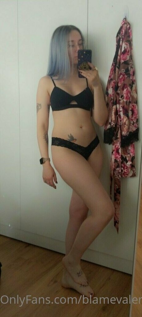 blamevalerie best star image