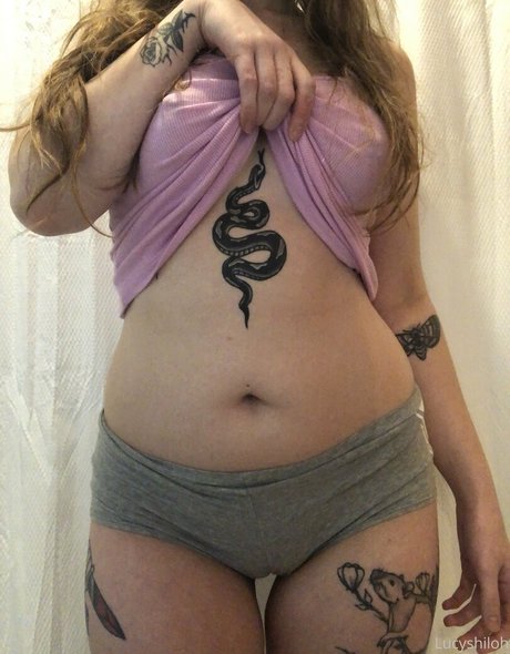 dripping wet pussy onlyfans hot image