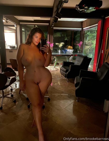 Brooke Barrows star hot picture